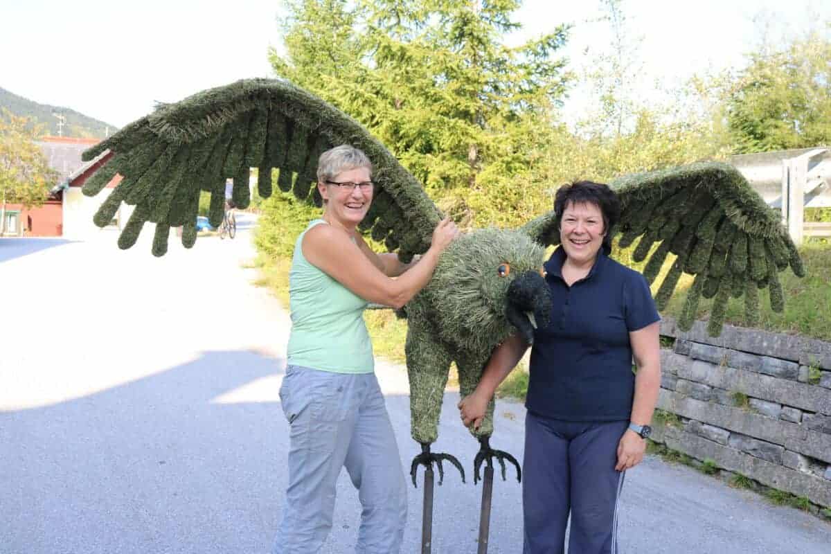 Anita and Gabi proud with their hay eagle